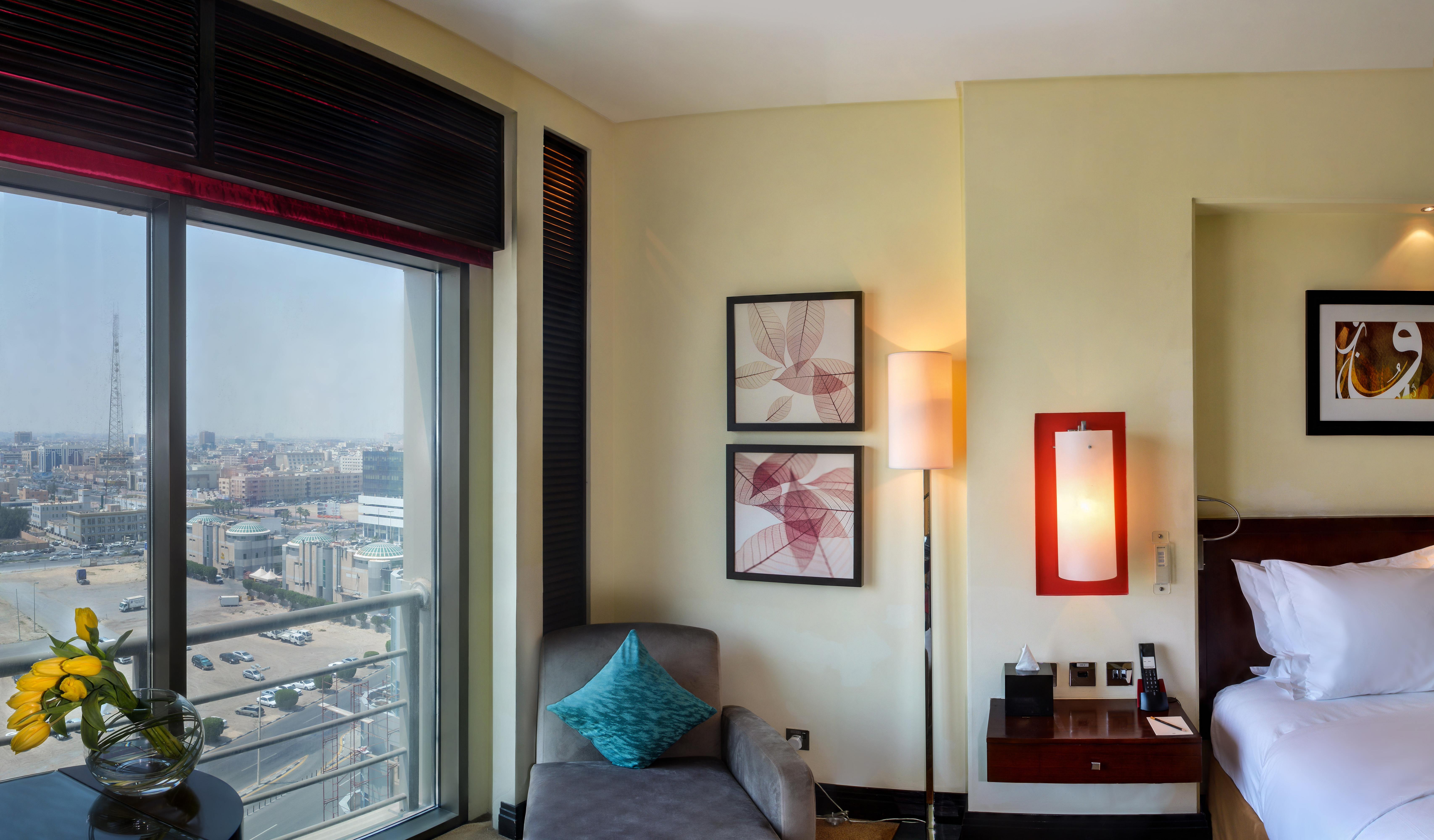 Sofitel Al Khobar The Corniche Hotel Exterior photo A room at the hotel
